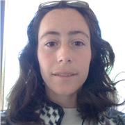 profesora de secundaria de ciencias con experiencia en institutos, vocacional y con un trato próximo con el alumnado.